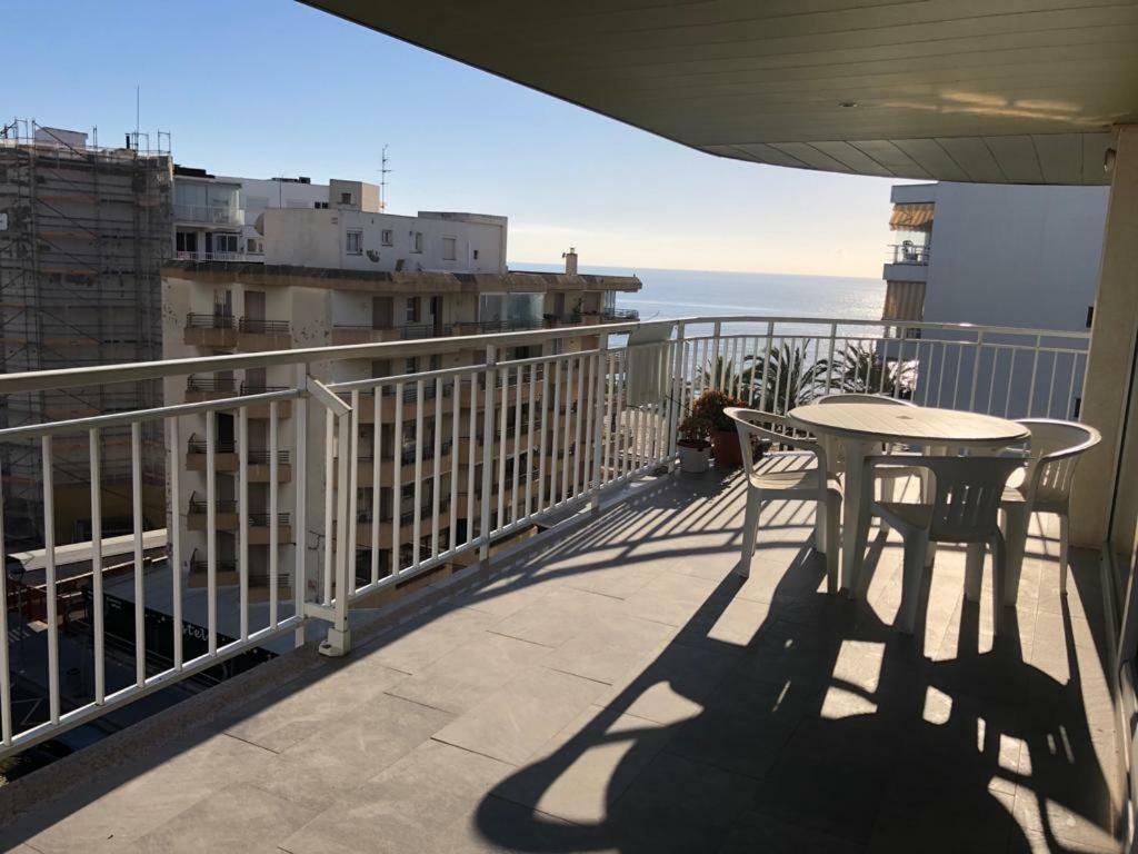 Apartamento Bruselas Salou Esterno foto